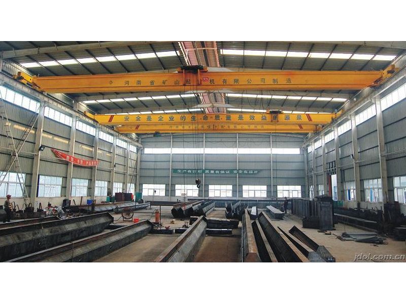 偏掛小車式單梁起重機(jī)